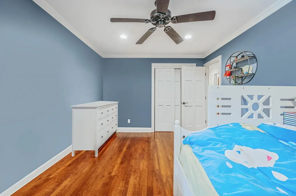 2 Farmview Drive Dix Hills NY 11746