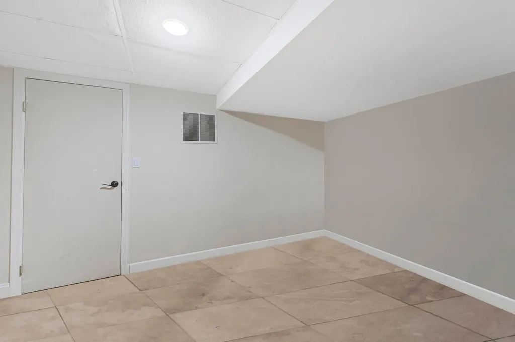 2 Farmview Drive Dix Hills NY 11746