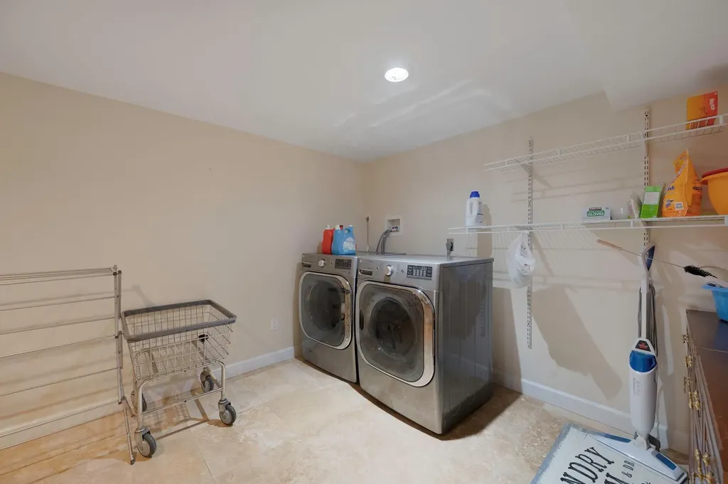 2 Farmview Drive Dix Hills NY 11746