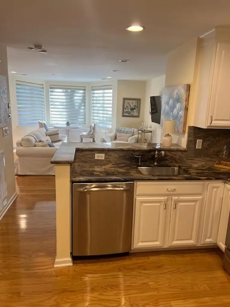 1105 Round Pointe Drive Haverstraw NY 10927