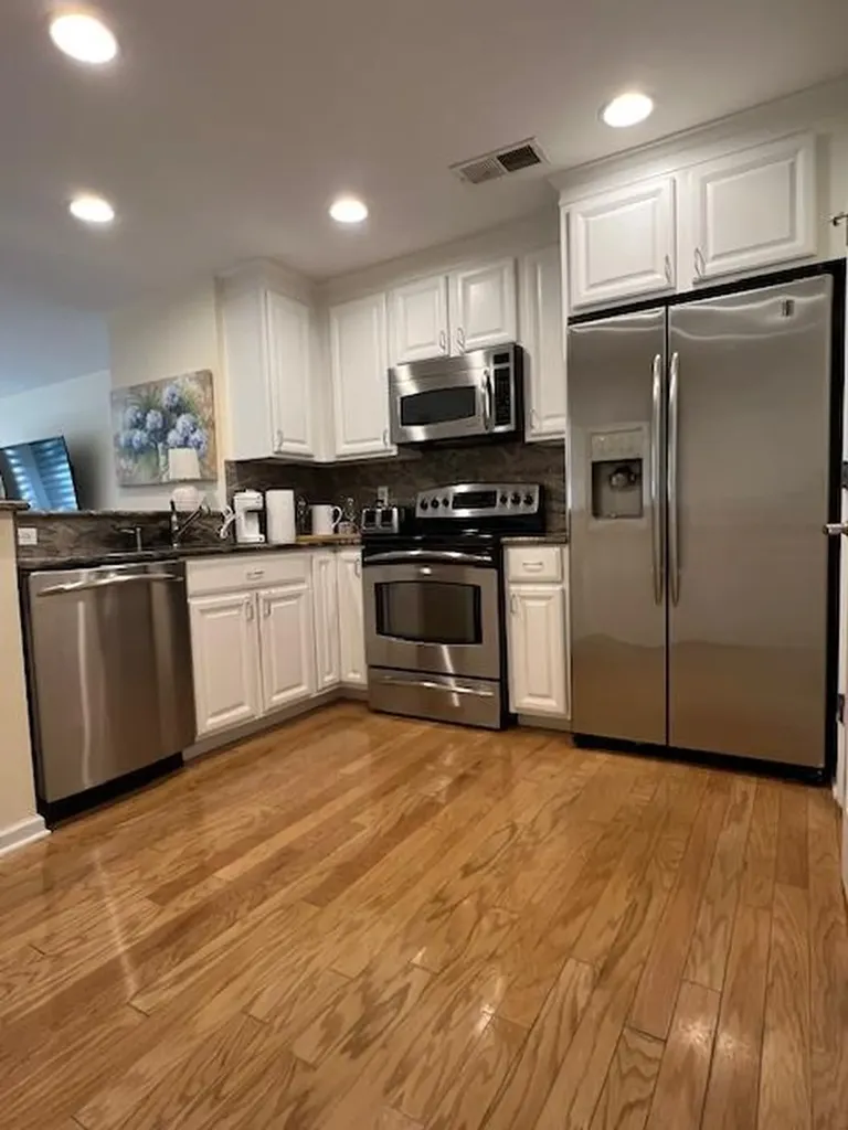 1105 Round Pointe Drive Haverstraw NY 10927