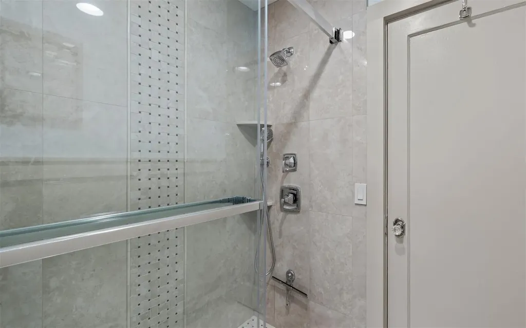 306 Buchanan Avenue Mineola NY 11501