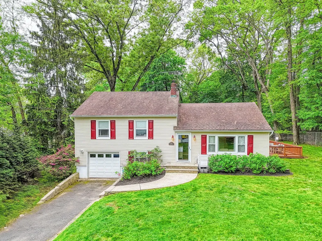 53 Millspaugh Lane Bardonia NY 10954