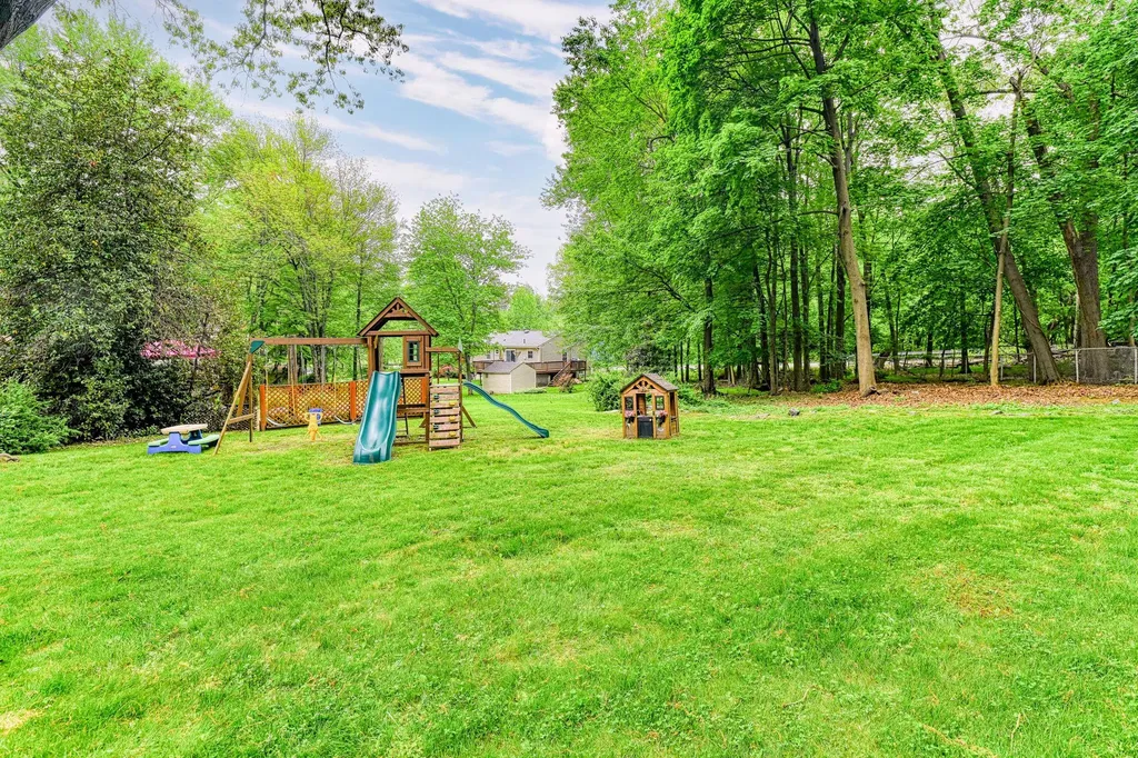 53 Millspaugh Lane Bardonia NY 10954
