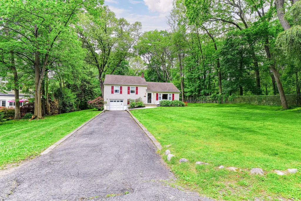 53 Millspaugh Lane Bardonia NY 10954