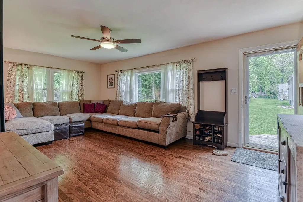 53 Millspaugh Lane Bardonia NY 10954