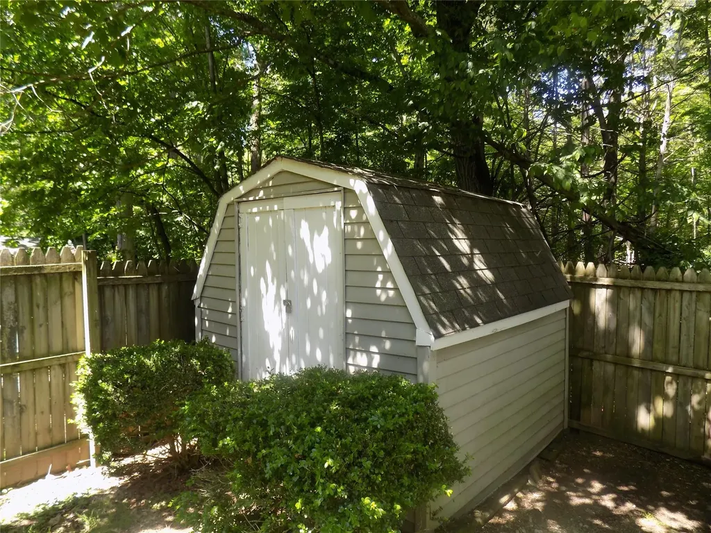 204 Blake Road Maybrook NY 12543