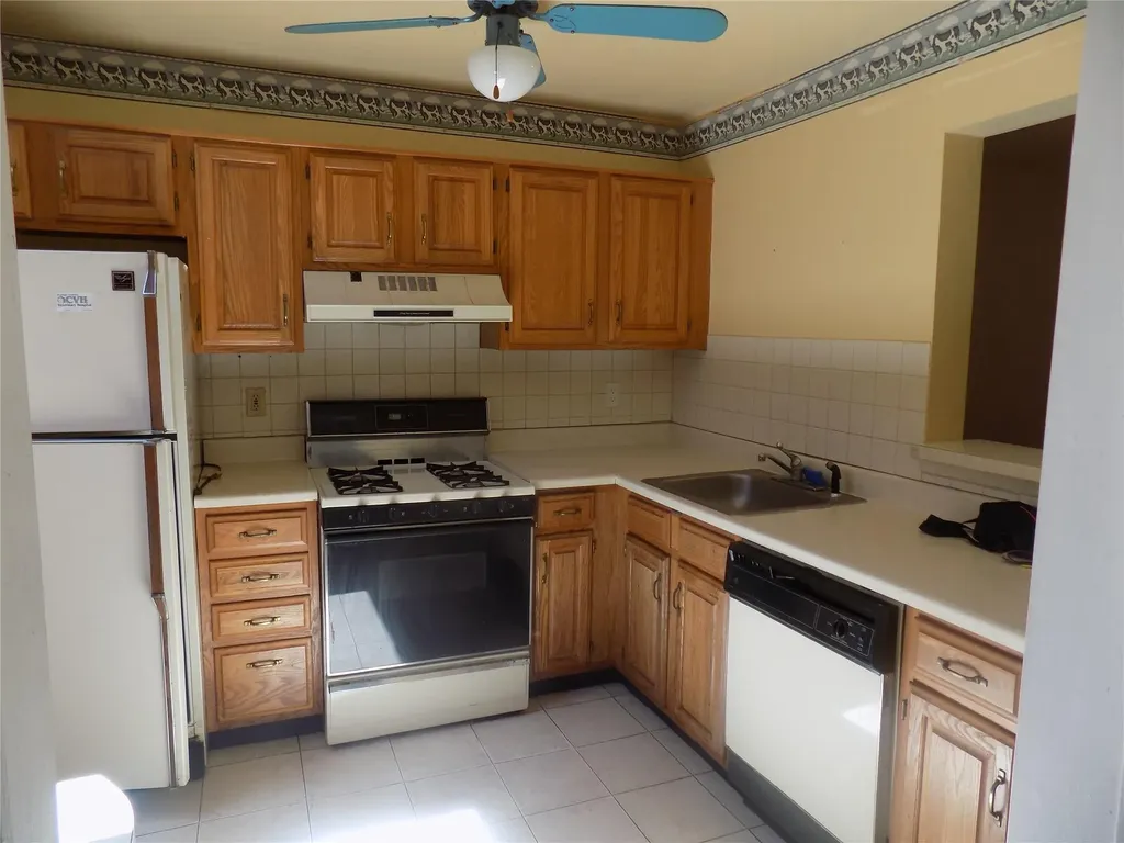 204 Blake Road Maybrook NY 12543