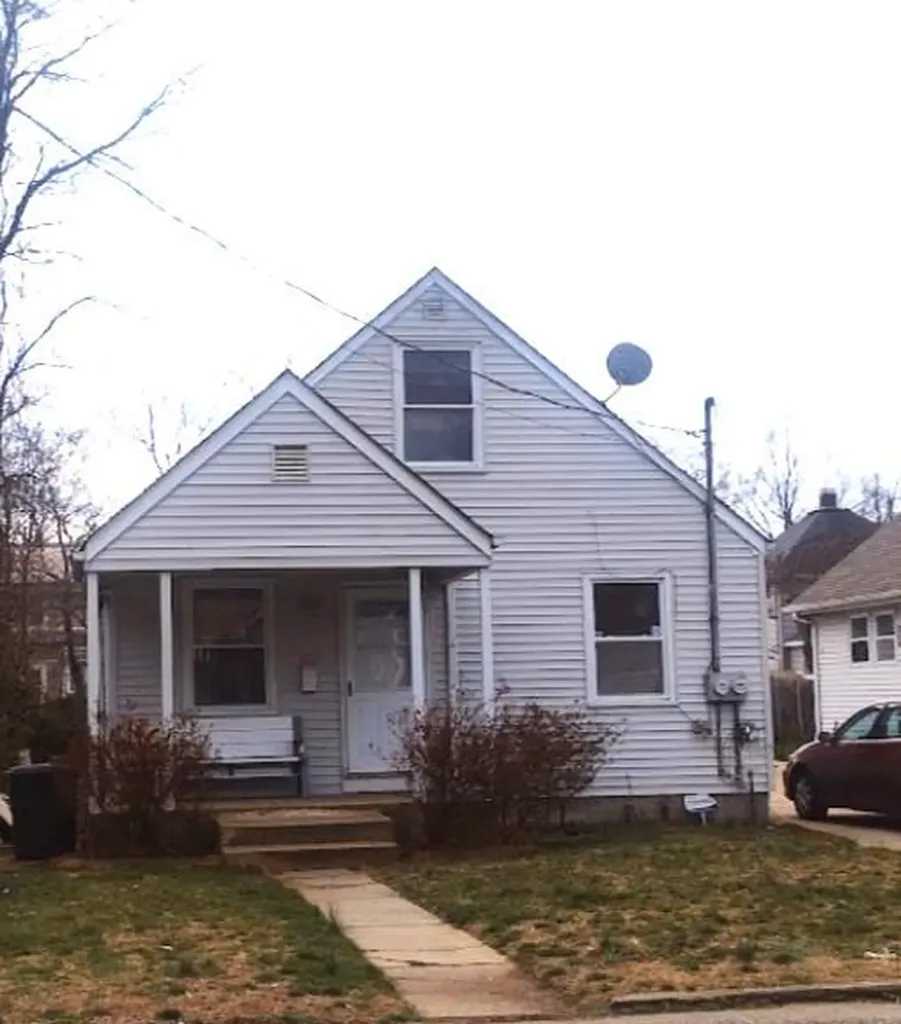 29 Coolidge Avenue Amityville NY 11701