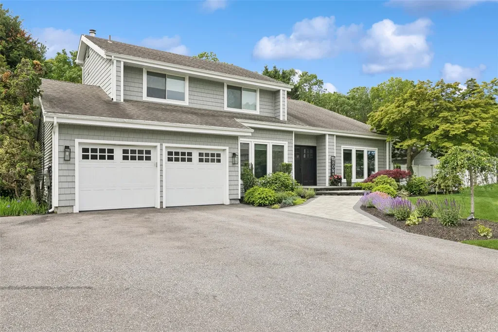 65 Timber Ridge Drive Commack NY 11725