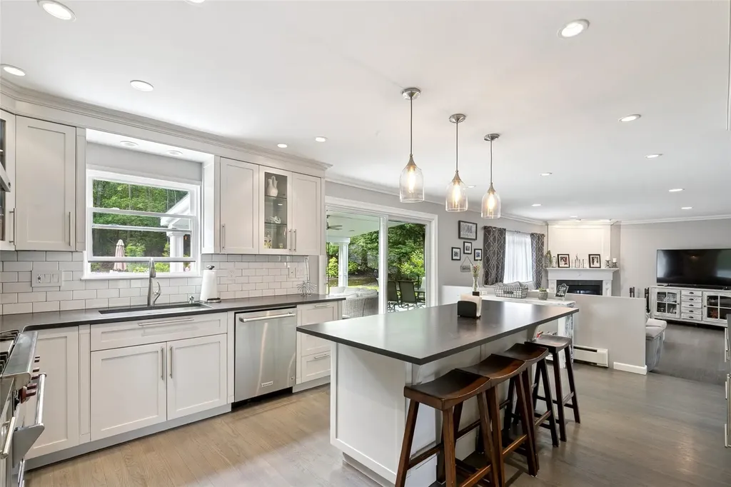 65 Timber Ridge Drive Commack NY 11725
