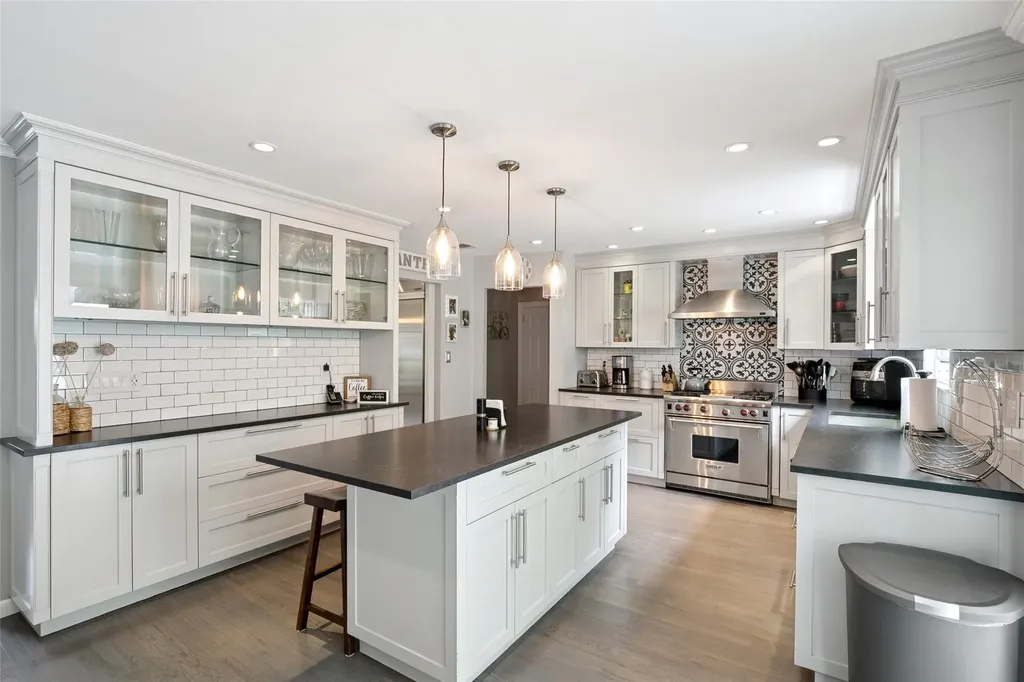 65 Timber Ridge Drive Commack NY 11725