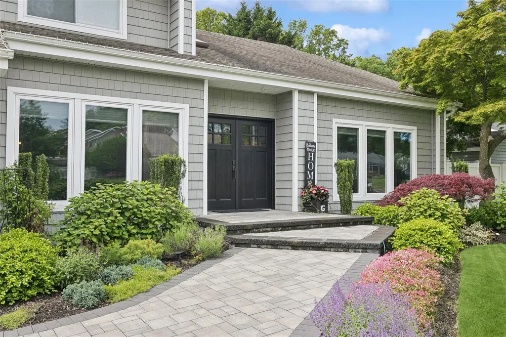 65 Timber Ridge Drive Commack NY 11725