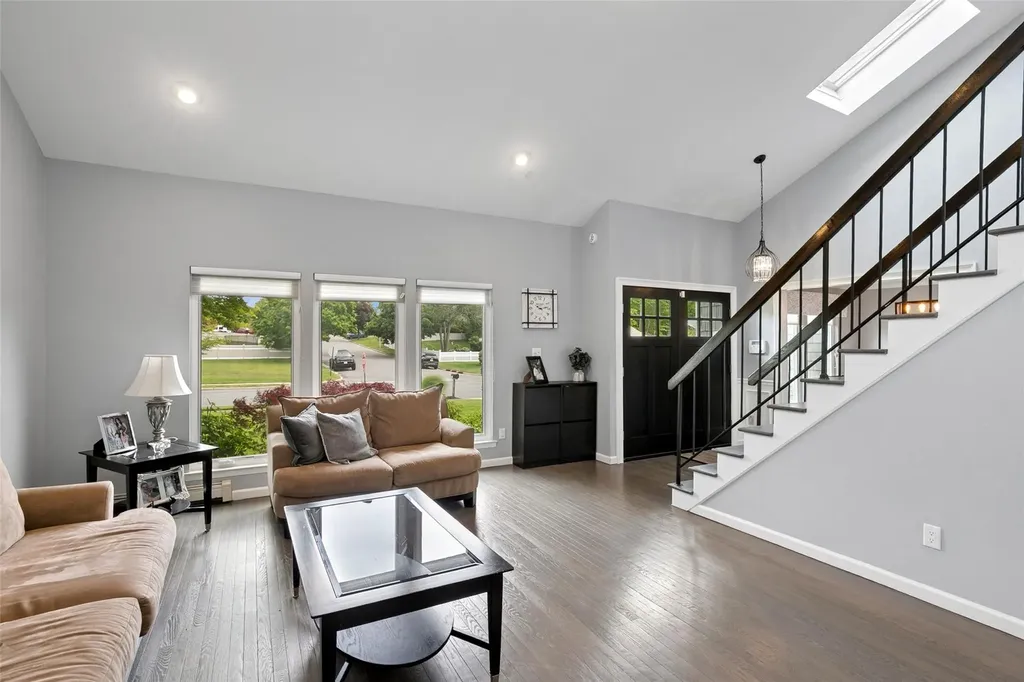 65 Timber Ridge Drive Commack NY 11725