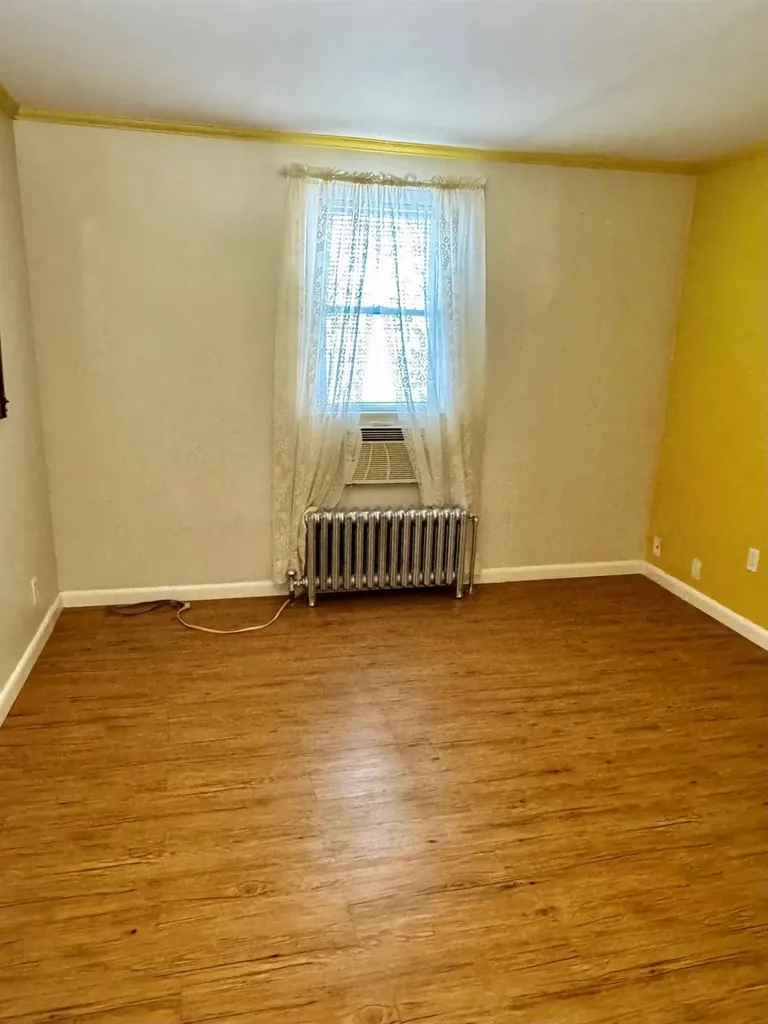 3065 Barkley Avenue Bronx NY 10465