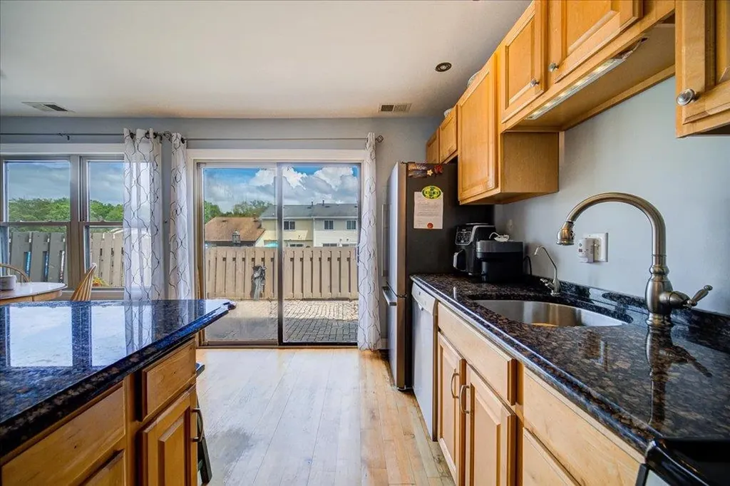 7 Sunny Brook Circle Highland NY 12528