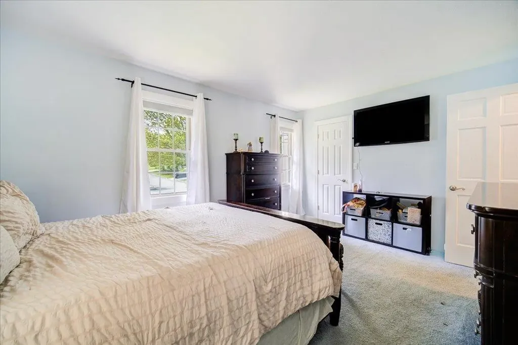 7 Sunny Brook Circle Highland NY 12528
