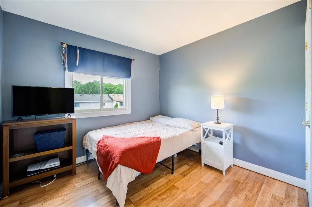 7 Sunny Brook Circle Highland NY 12528