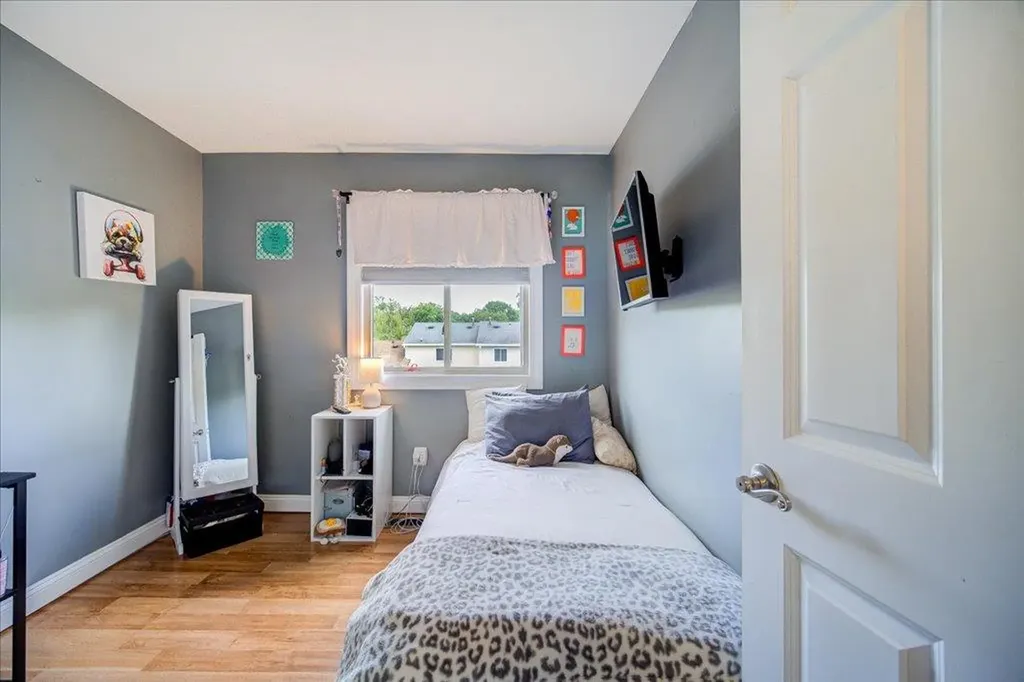 7 Sunny Brook Circle Highland NY 12528