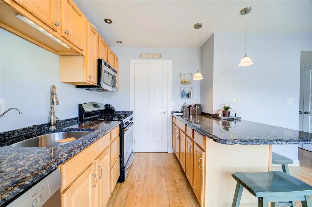 7 Sunny Brook Circle Highland NY 12528