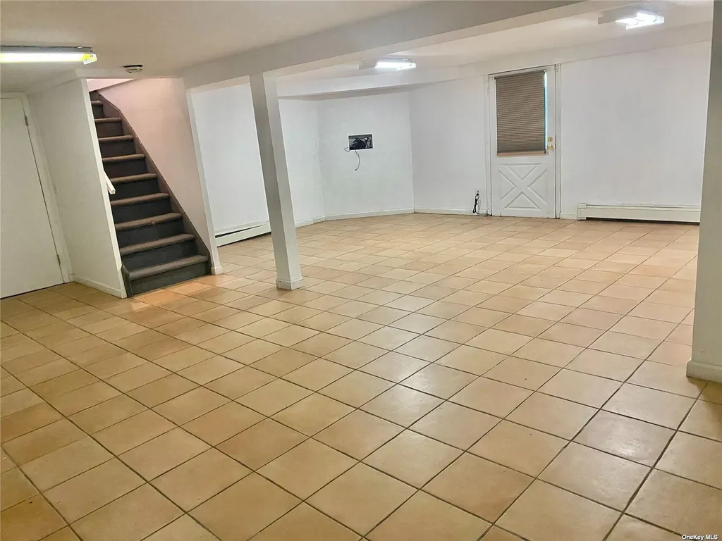 1b Ramsey Road Great Neck NY 11023
