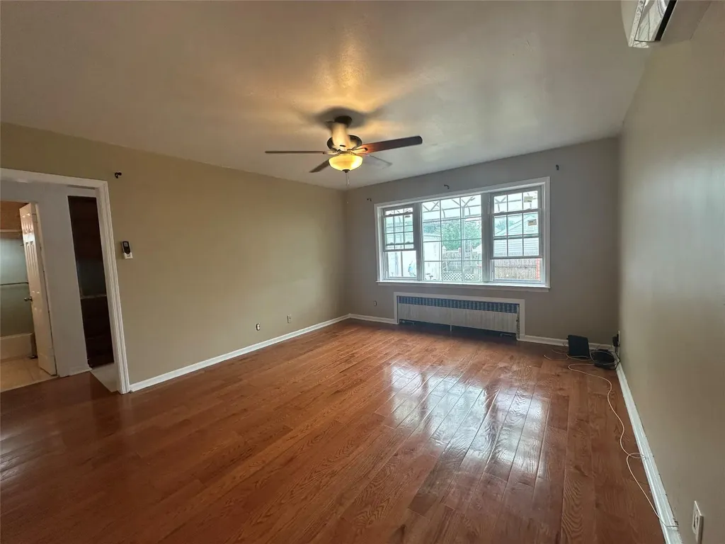 542 East Meadow Avenue East Meadow NY 11554