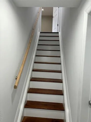 14 Chenango Drive Bay Shore NY 11706