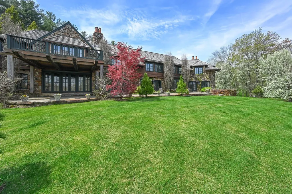 118 John Street Greenwich CT 06831