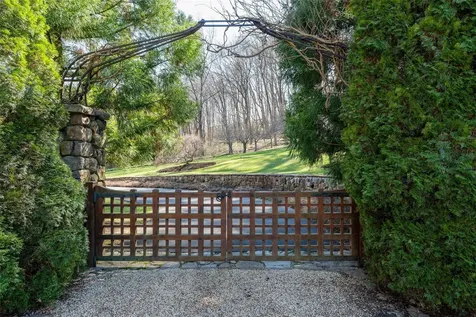 118 John Street Greenwich CT 06831