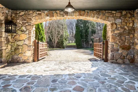 118 John Street Greenwich CT 06831