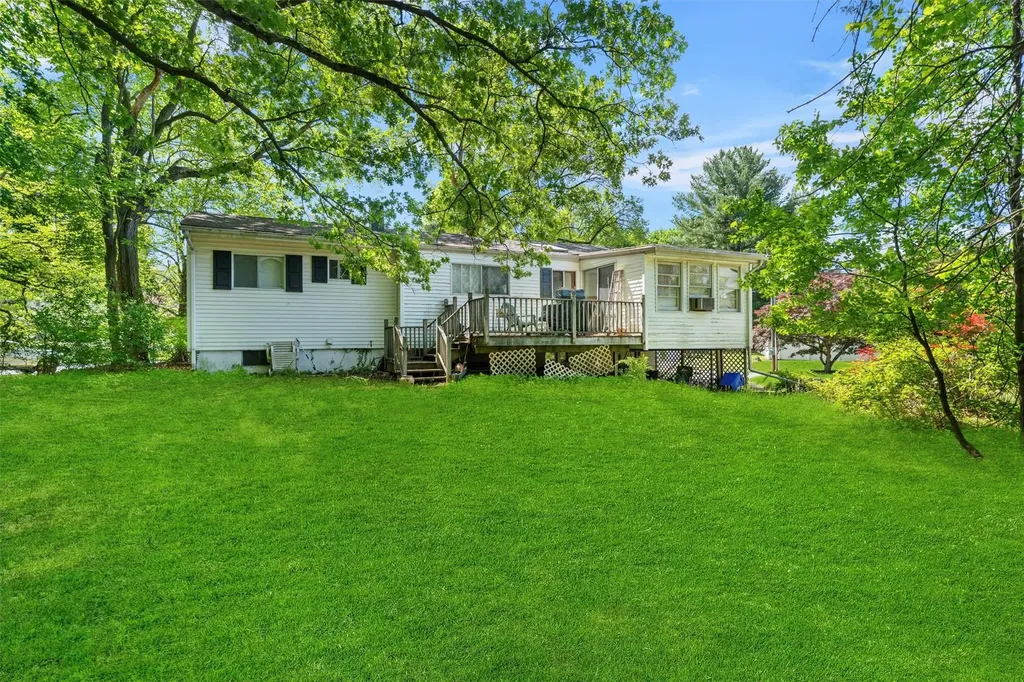 1 Elyise Road Monsey NY 10952