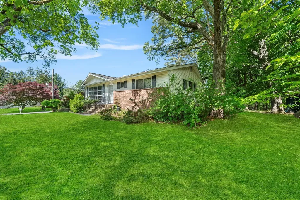 1 Elyise Road Monsey NY 10952