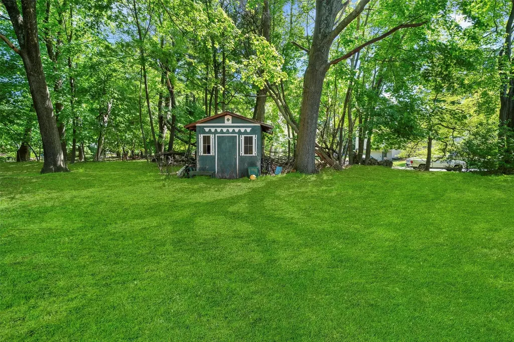 1 Elyise Road Monsey NY 10952