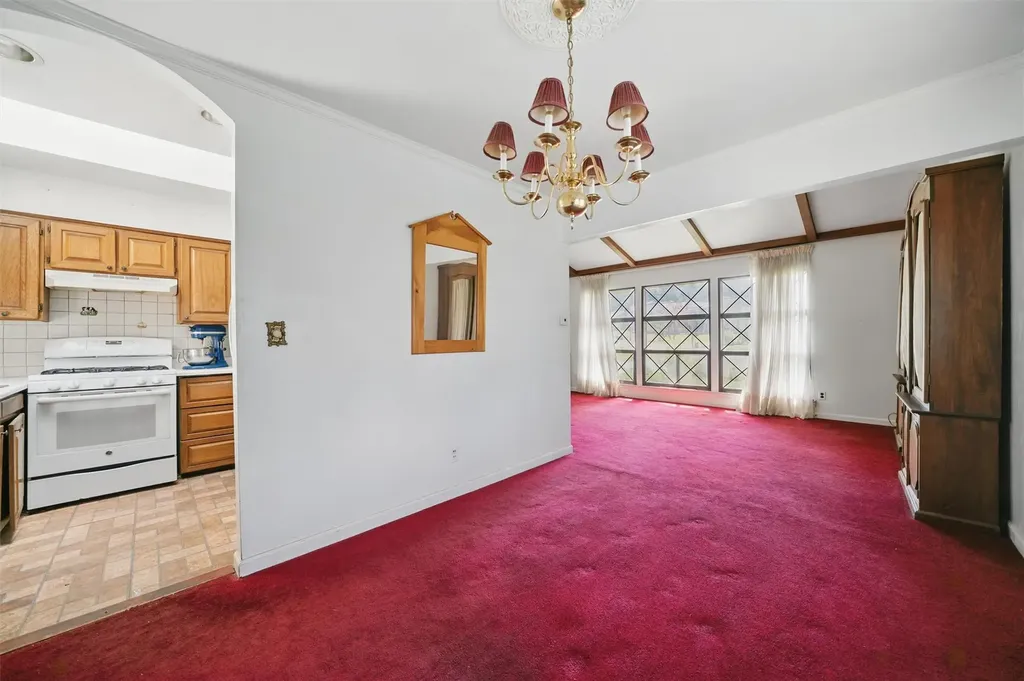 1 Elyise Road Monsey NY 10952