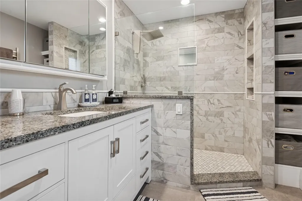 11 Greenfield Lane Commack NY 11725
