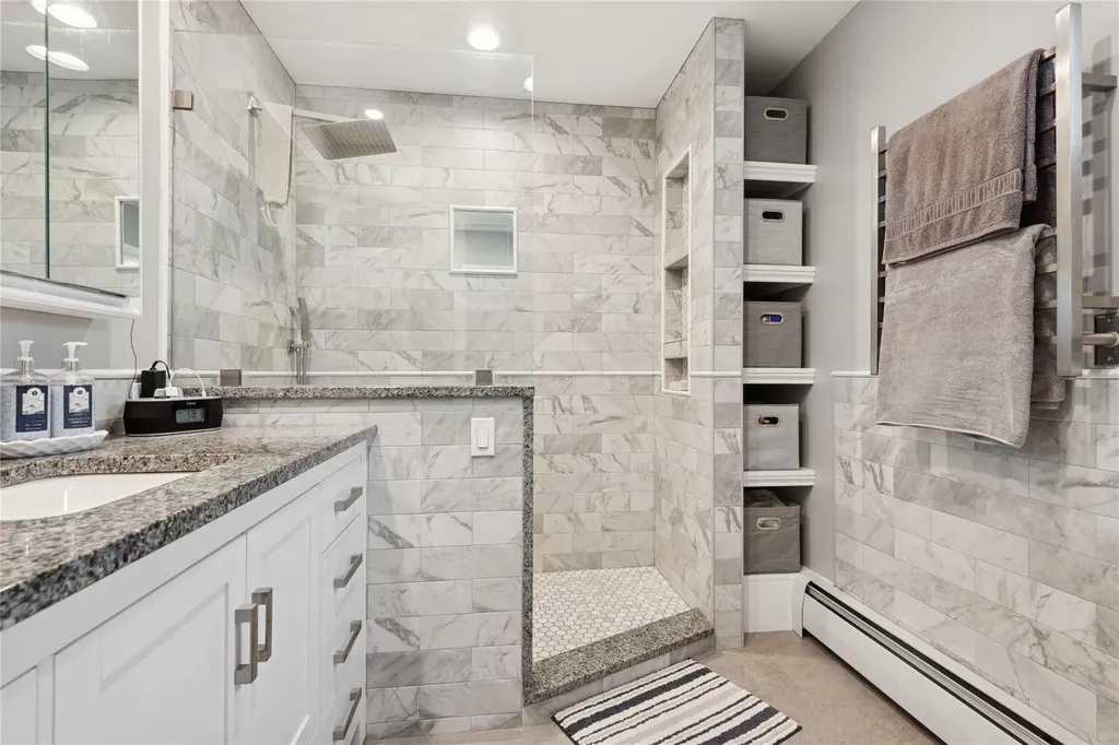 11 Greenfield Lane Commack NY 11725