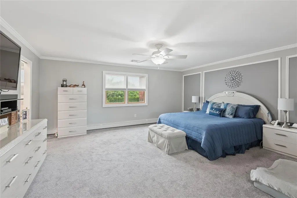 11 Greenfield Lane Commack NY 11725