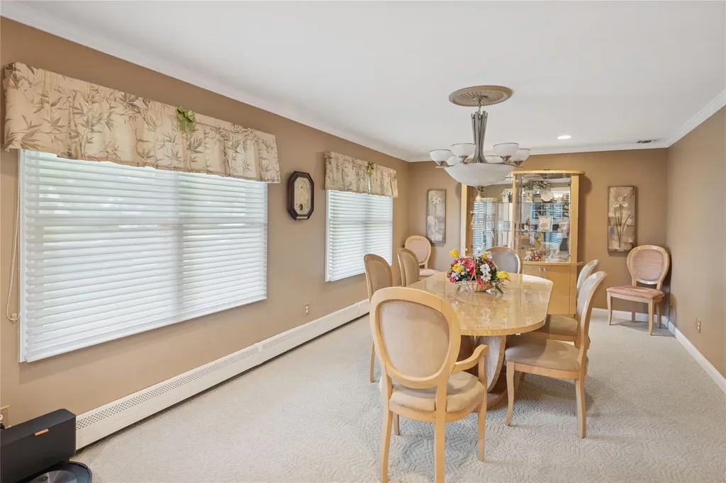11 Greenfield Lane Commack NY 11725