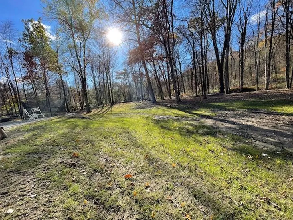 25 White Road Putnam Valley NY 10579