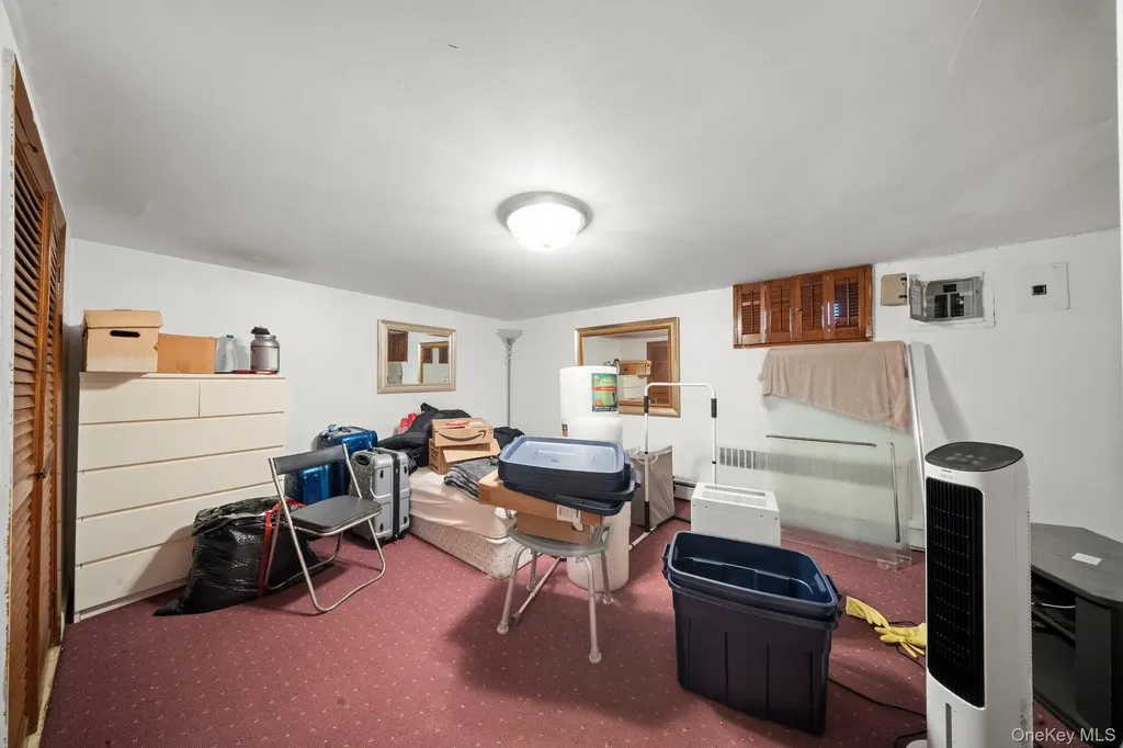 2816 215th Place Bayside NY 11360