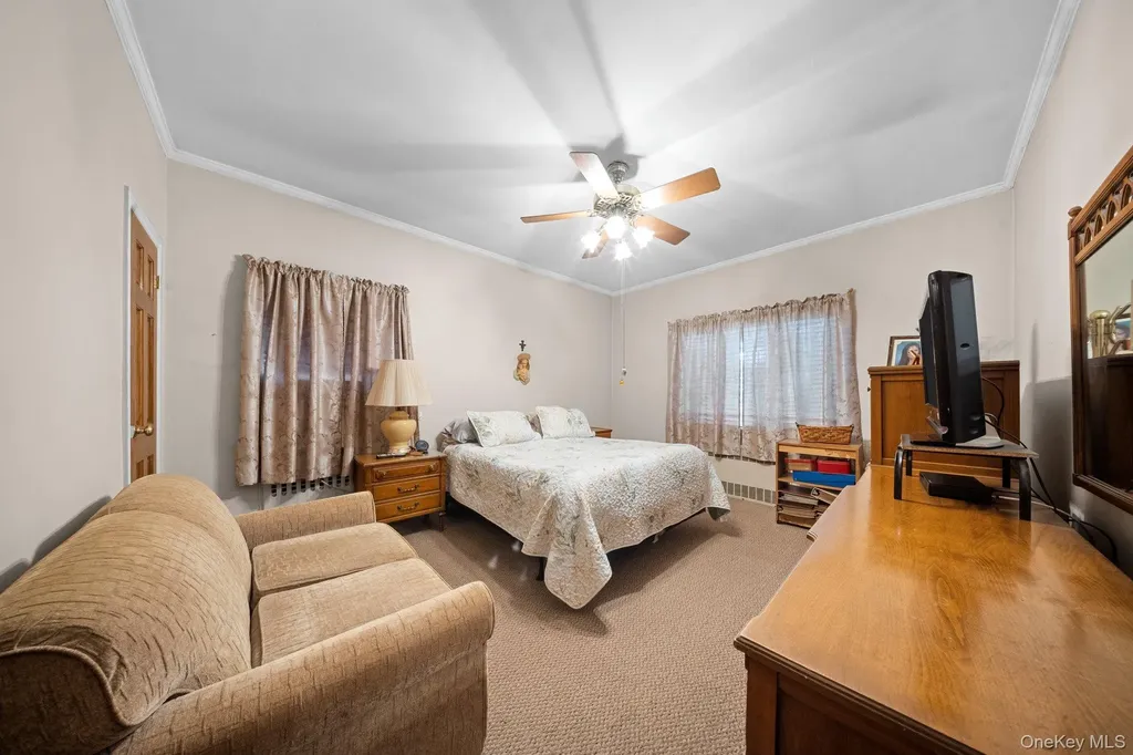 2816 215th Place Bayside NY 11360