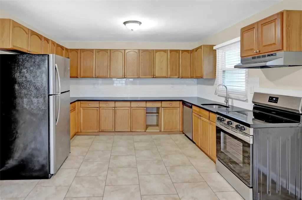 97 Overlook Drive Mastic Beach NY 11951