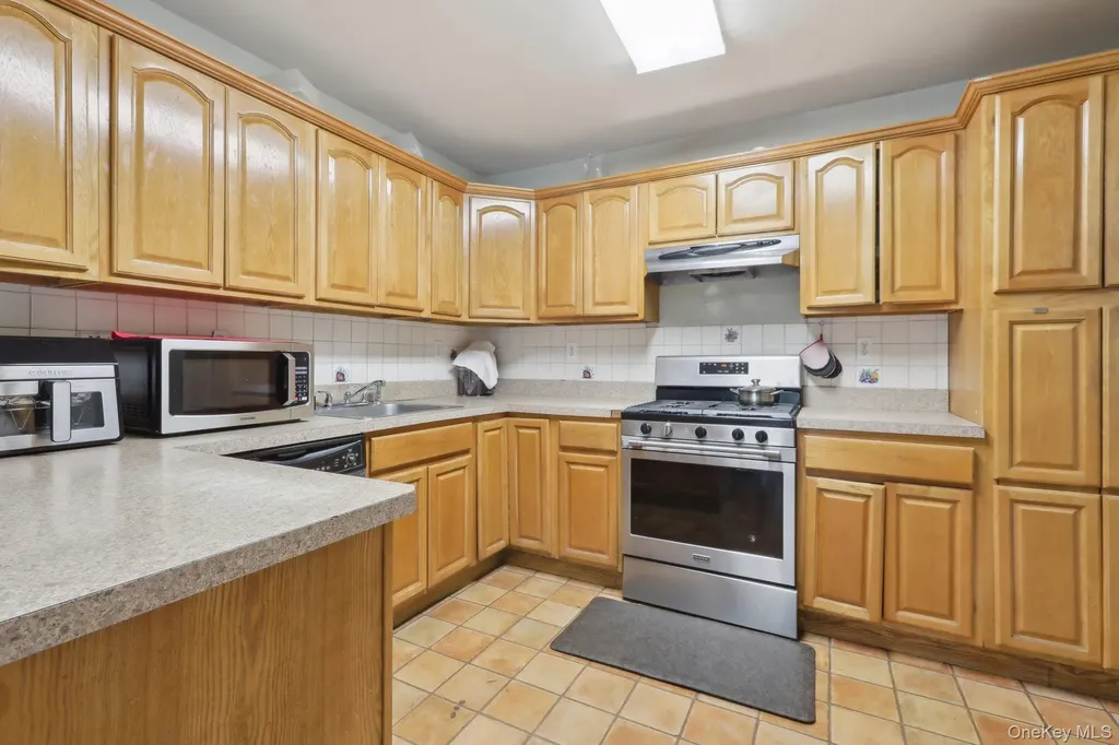 12-14 Lincoln Street Spring Valley NY 10977