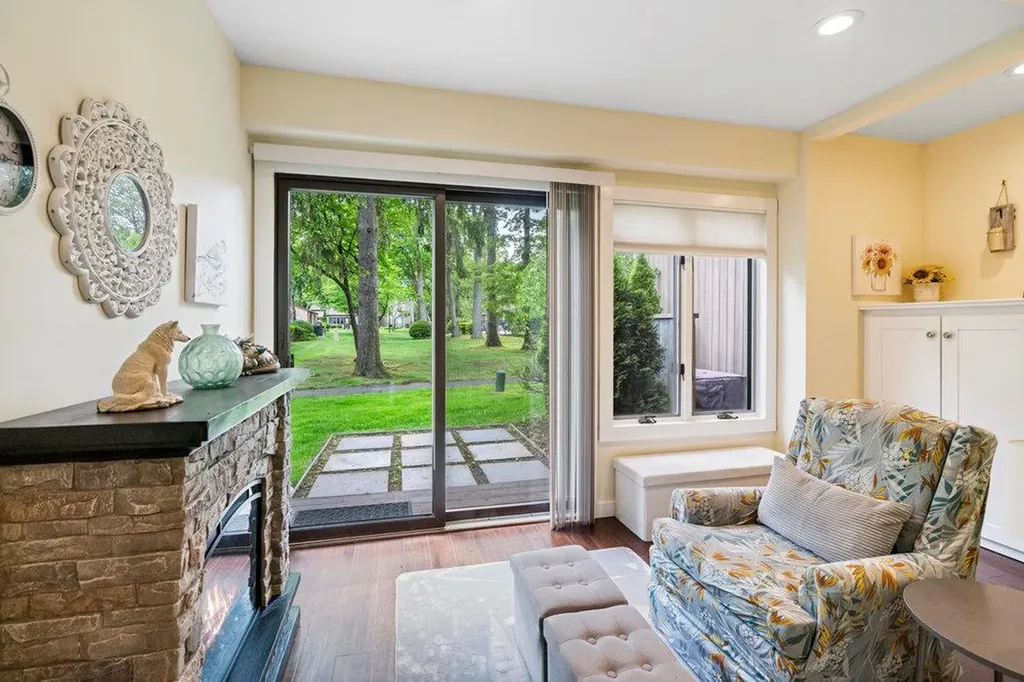 80 Strathmore Gate Drive Stony Brook NY 11790