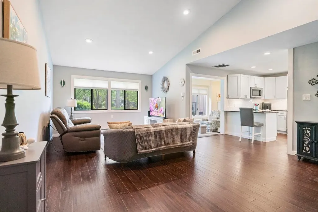 80 Strathmore Gate Drive Stony Brook NY 11790