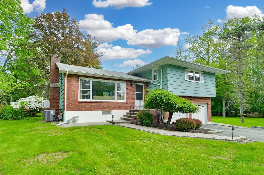 24 Westview Avenue Congers NY 10920