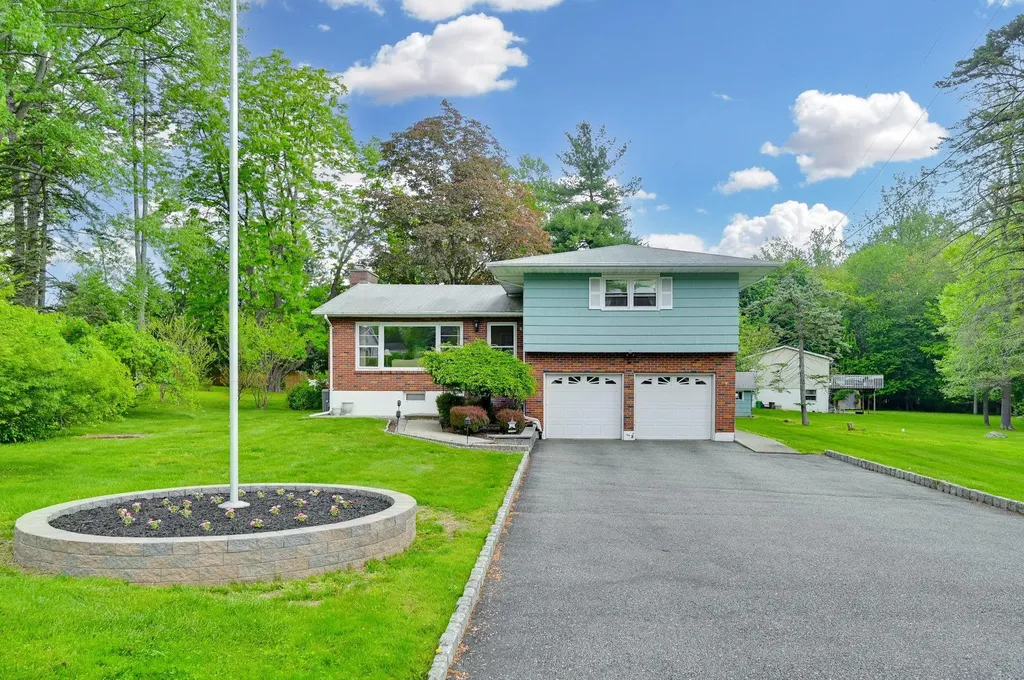 24 Westview Avenue Congers NY 10920