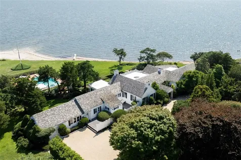 16 Point Road Bellport Village NY 11713