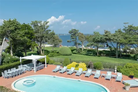 16 Point Road Bellport Village NY 11713