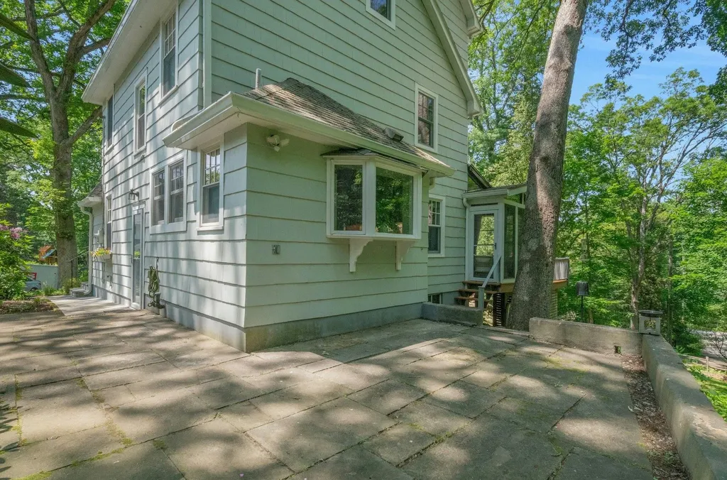 29 Begg Drive Chappaqua NY 10514